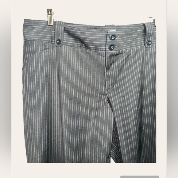 Gray Pinstripe Old Navy Trousers - Picture 3 of 5